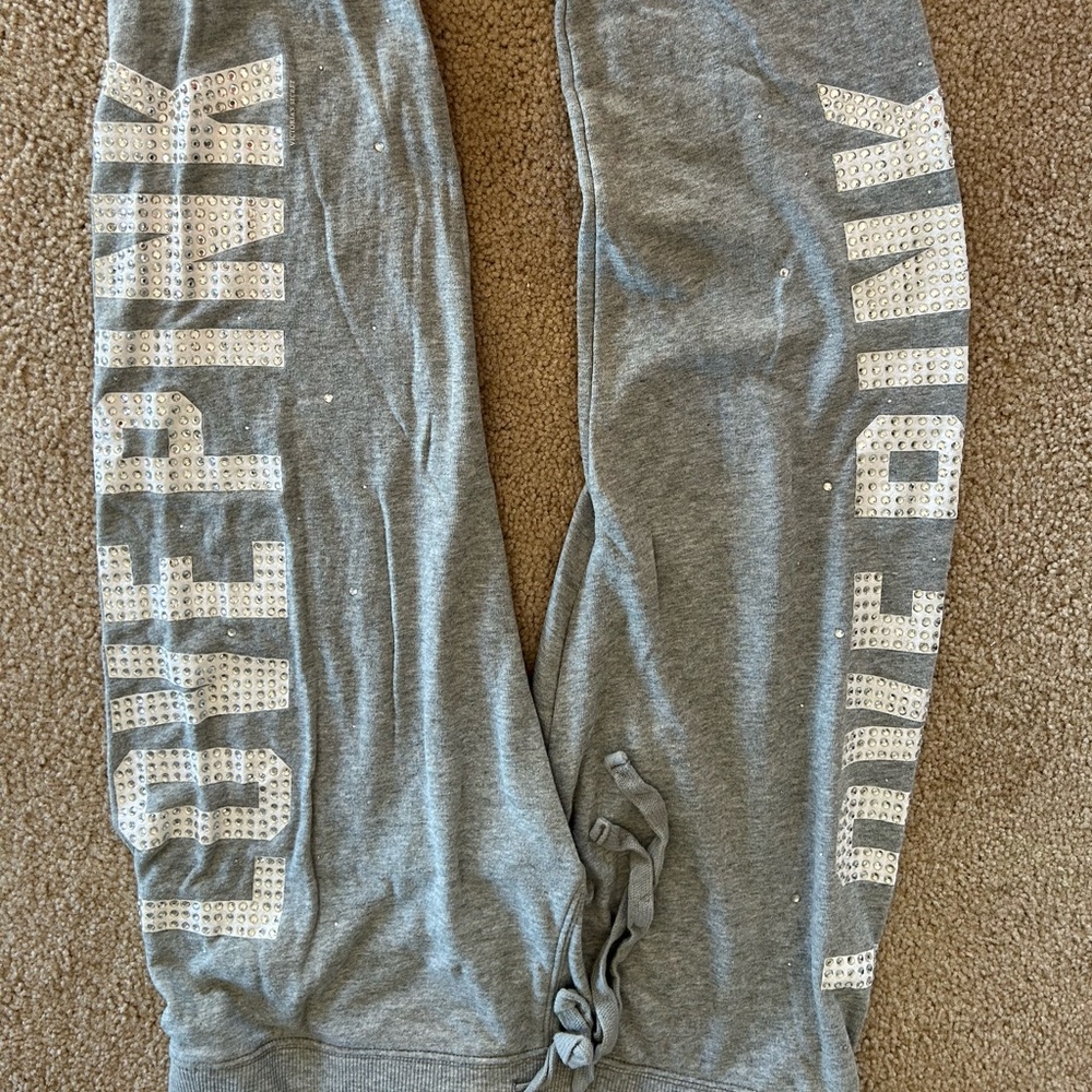 Gray pink outfit
